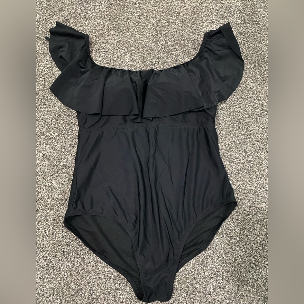 Raisins Curve Black one piece Swimsuit